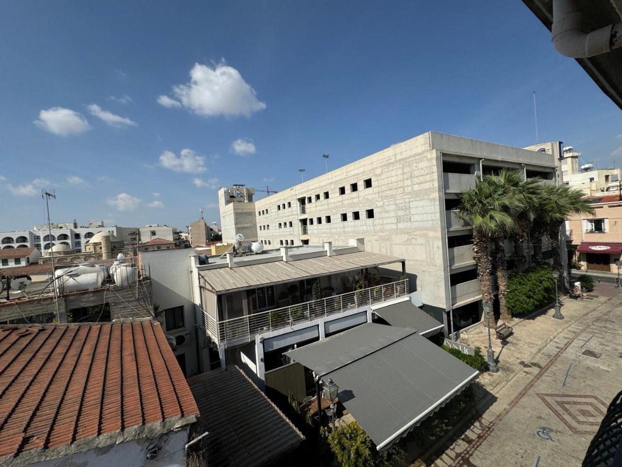 It Can'T Be More Central Larnaca Lárnaca Exterior foto